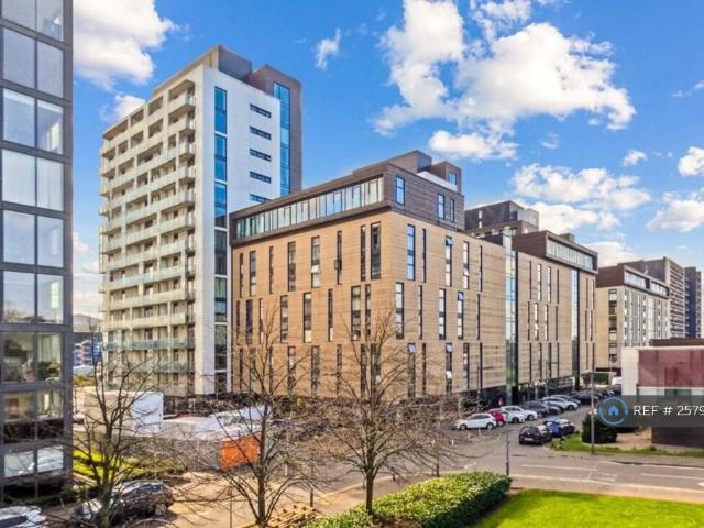 Castlebank Place, Glasgow, G11 1 bed flat to rent £1,325 pcm £306 pw