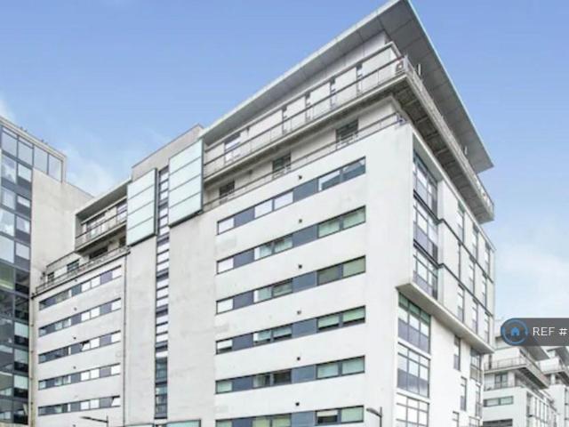 Castlebank Place, Glasgow, G11 2 bed flat to rent £1,550 pcm £358 pw