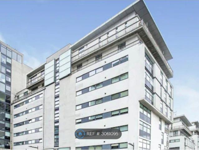 Castlebank Place, Glasgow G11, 2 bed flat to rent, £1,395 pcm | PrimeLocation