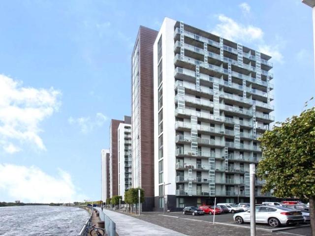Castlebank Place, Glasgow Harbour, Glasgow G11, 2 bed flat to rent, £1,250 pcm | PrimeLocation