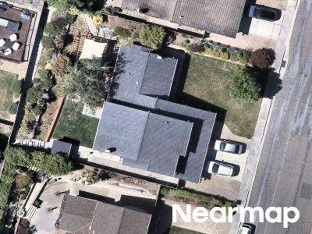 Castlebrook Dr