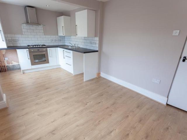 Castleford Street, Liverpool, L15 8JP, United Kingdom | 2 bed apartment for rent #131560284 | Rentberry