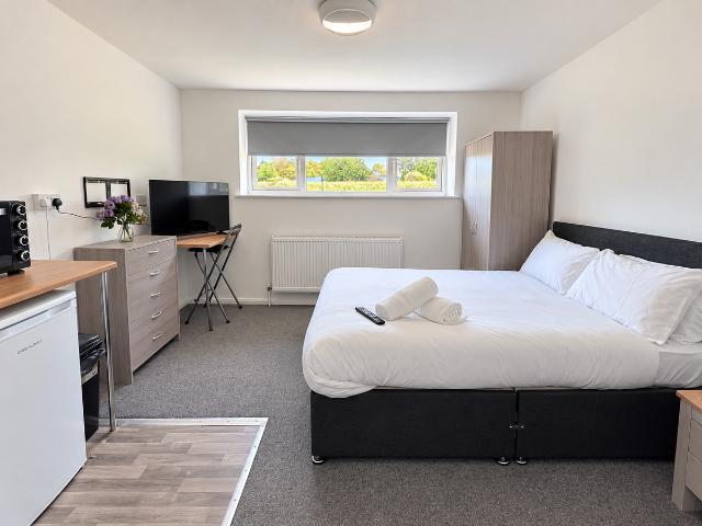 Castleford WF10, Property to rent, £820 pcm | PrimeLocation