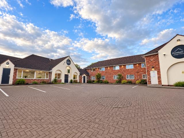 Castleford WF10, Property to rent, £820 pcm | PrimeLocation