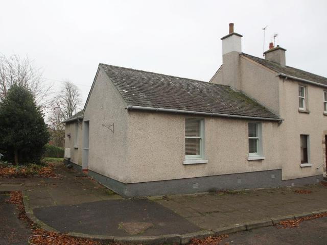 Castlegate, Lanark, ML11 1 bed flat to rent £700 pcm £162 pw