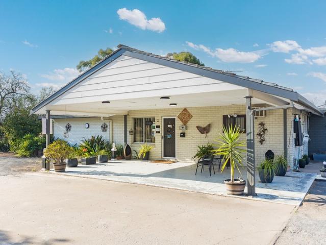 Castlereagh Motor Inn Established Freehold Motel on 5 Acres in Central West NSW