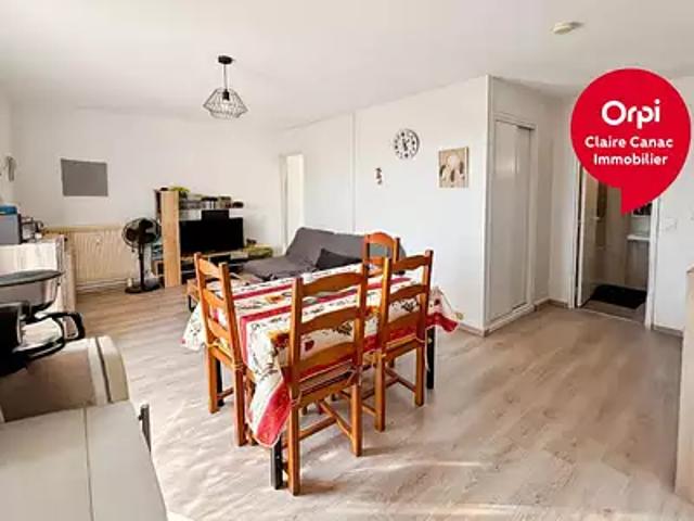 Castres 81100 Achat / Vente appartement 2 pièces t2 au dernier étage balcon
