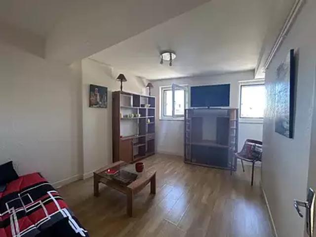 Castres 81100 Location appartement 2 pièces t2 au dernier étage