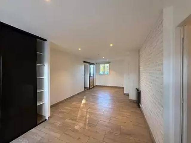 Castres 81100 Location appartement 2 pièces t2 jardin terrasse