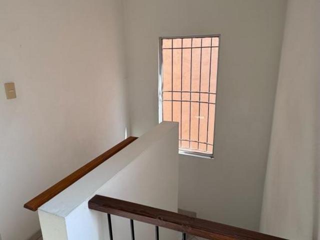 CAS EN VENTA EN MITRAS PONIENTE MONTERREY