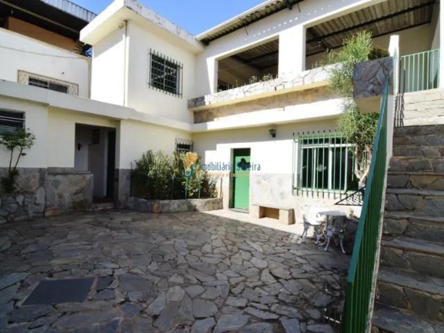 Casa5 quartos, 2 vagas no bairro Colégio Batista / Floresta, Belo Horizonte