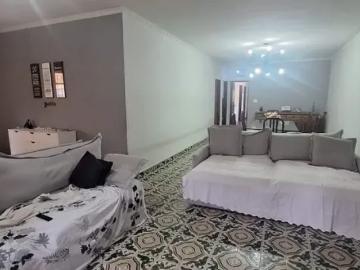 Casa muito espaçosa Localização Excelente