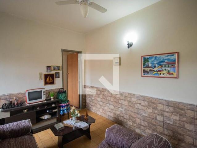 Casa, Mutondo, 1 Quarto, 60 m2 São Gonçalo