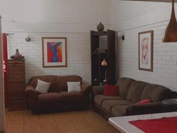 Casa Maipú excelente ubicación 3 Dormitorios y 2 Baños