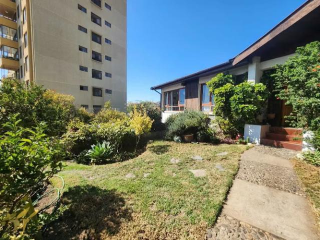 Casa mas departamento, recreo 88334 | 3 dormitorios por 310000. 00 en Valparaíso