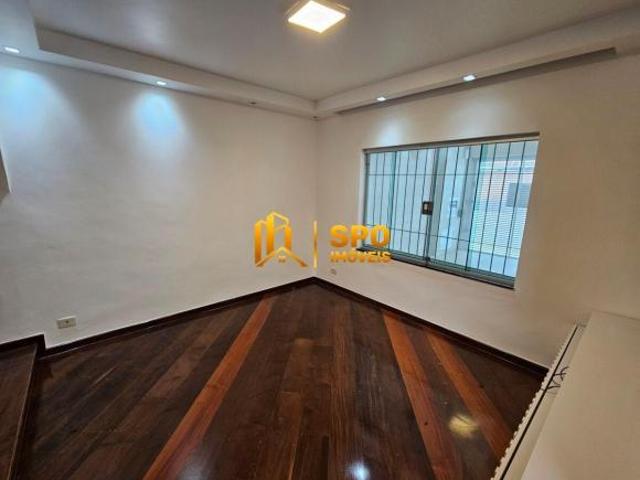 Sobrado de 268 metros a venda, 3 quartos, 2 vagas no Jd. Campo Grande