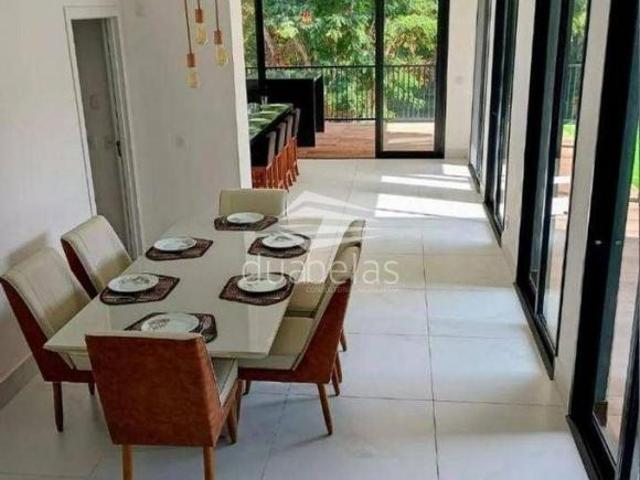 Casa Maravilhosa em Condomínio fechado
