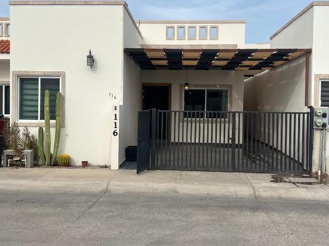 Casa Marlon Coronado