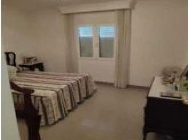 CASA MATA A LA VENTA EN CENTRO DE NERJA