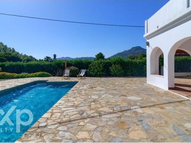 Casa mediterránea con carácter propio en Murla