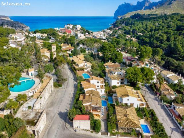 Casa mediterránea con jardín en alquiler temporal en Cala Sant Vicenç, Pollença