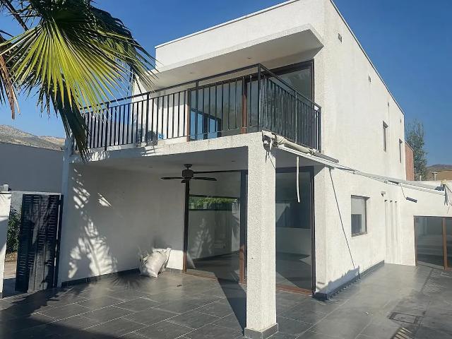 Casa Mediterránea En Condominio Arriendo Opción De Compra