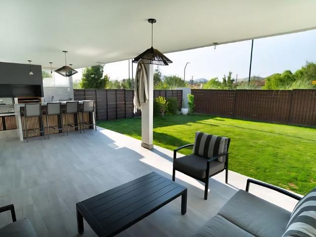 CASA MEDITERRANEA EN CONDOMINIO CERRADO AYRES DE CHICUREO