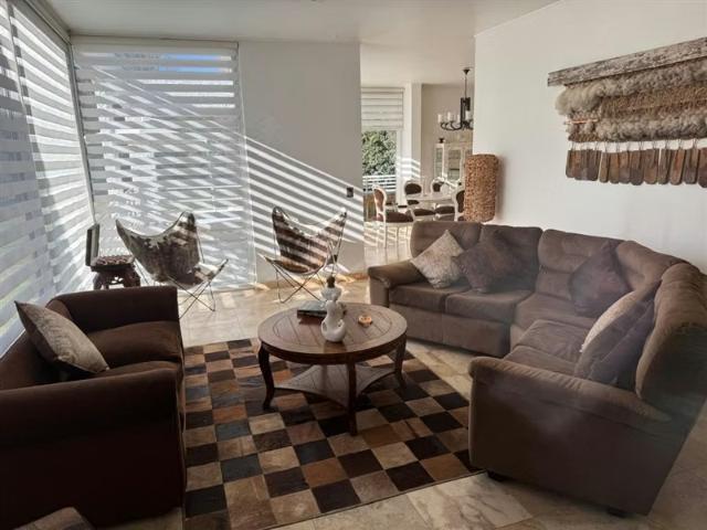 Casa mediterránea en condominio Los Lirios | 3 dormitorios por 21000.00 en Requínoa