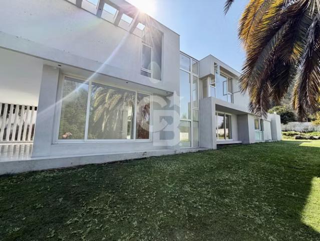 Casa Mediterránea Nueva en lo curro | 5 dormitorios por 49000.00 en Vitacura