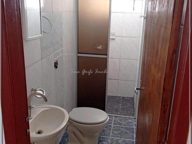 CASA MEDINDO 70m² NO BAIRRO JARDIM DAS AMÉRICAS!