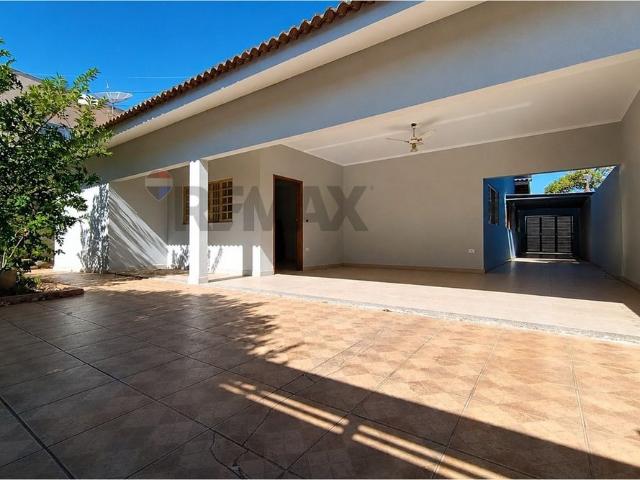 CASA MÉDIO PADRÃO 3 QUARTOS SUÍTE ENERGIA SOLAR SEMI MOBILIADA | LAPA CENTRO EM TRÊS LAGOAS/MS