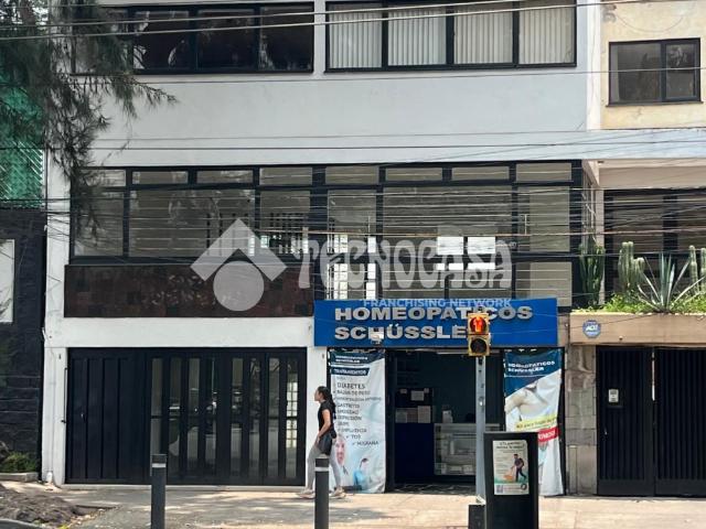 CASA MIGUEL ANGEL DE QUEVEDO, COL. BARRIO SANTA CATARINA