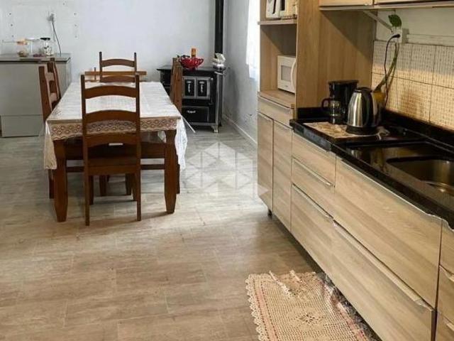 Casa mista de 3 dormitórios no bairro São João!
