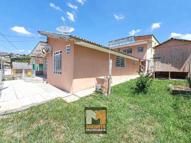 Casa Mista semimobiliada no Petrópolis