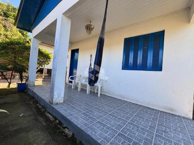CASA MISTA 03 DORMITÓRIOS NO BAIRRO ANA NERY