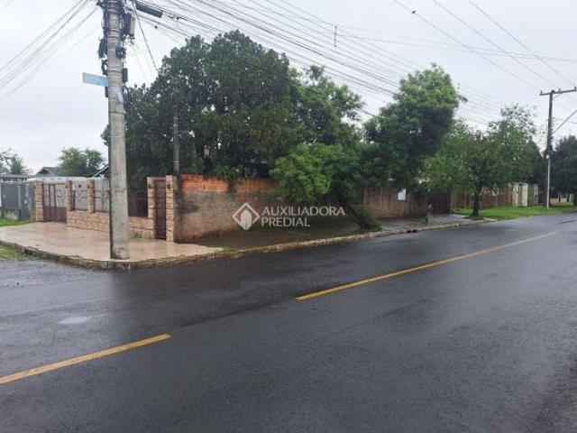 Casa mista 2 dormitórios em terreno de 500m² no bairro Harmonia em Canoas
