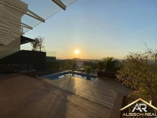 Casa Mobiliada à Venda no Condomínio Gênesis II sendo 510m² Terreno