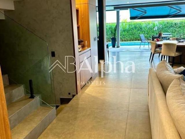 Casa mobiliada a venda no Residencial Tamboré 11 em Santana de Parnaíba SP