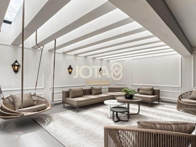 CASA MOBILIADA CONDOMINIO NO HAU 3 SUITES 2 VAGAS