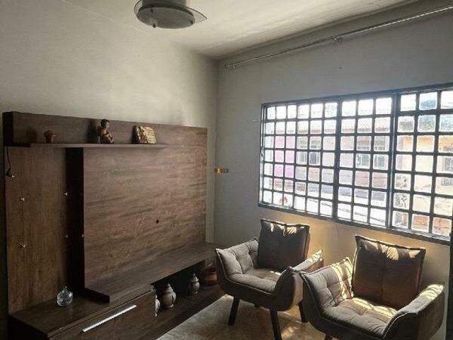 Casa mobiliada e espaçosa, de 2 quartos e suíte para aluguel em Ângola Betim
