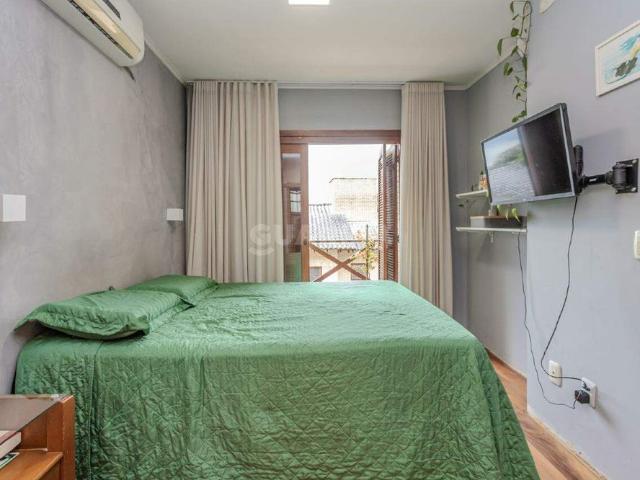 Casa Mobiliada em Condomínio para aluguel, 4 quartos, 1 suíte, 2 vagas, Menino Deus Porto Alegre/RS COD: 25063