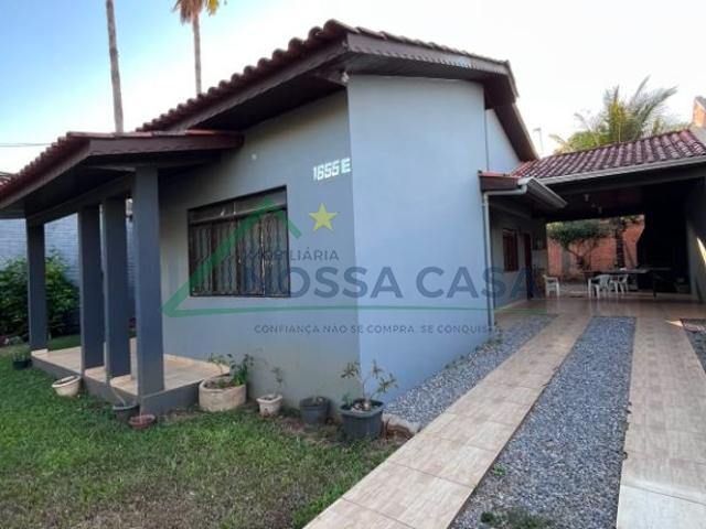 Casa mobiliada no bairro Pioneiro para alugar