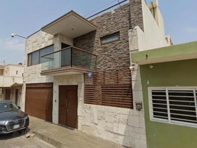 Casa moderna, con 4 habitaciones en Miguel Alemán