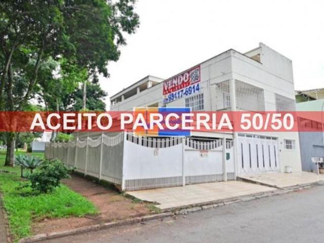 CASA MODERNA 709 SUL CASA DE ESQUINA TERRENO DUPLO