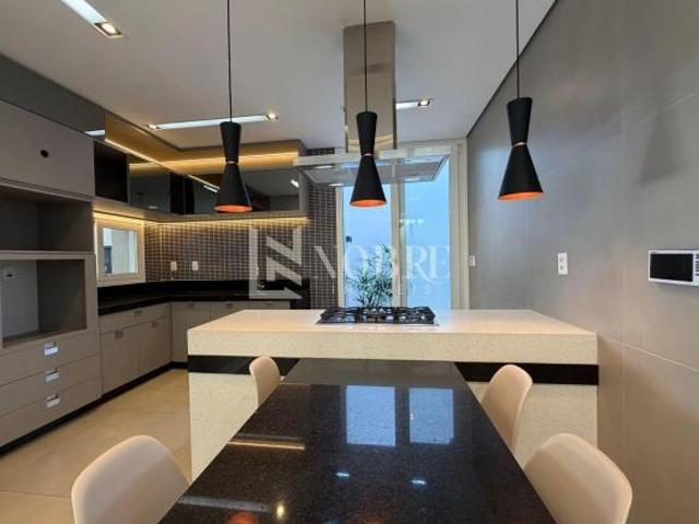 Casa Moderna com 3 Quartos, Piscina e Área Gourmet / Bairro Cariru Ipatinga