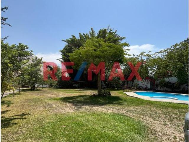 Casa Moderna Con Piscina Y Gran Terreno En Venta – Cieneguilla . Ubicación Inmejorable