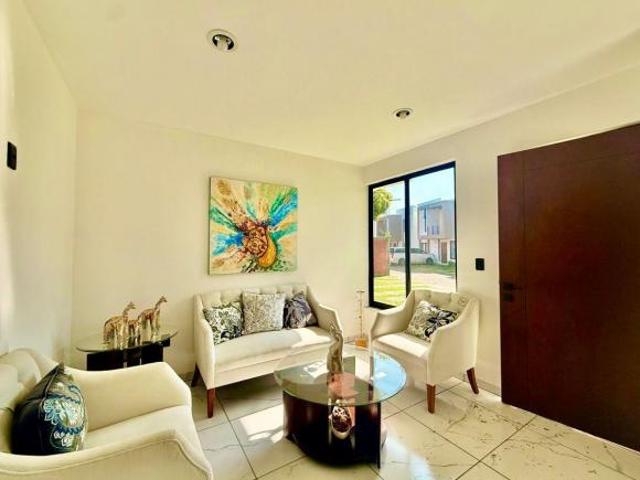Casa Moderna con Roof Garden y Alberca en Jiutepec | Seguridad 24 Hrs