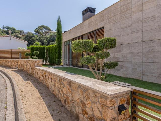 Casa moderna con vistas al mar y licencia turística 191m² Tossa de Mar