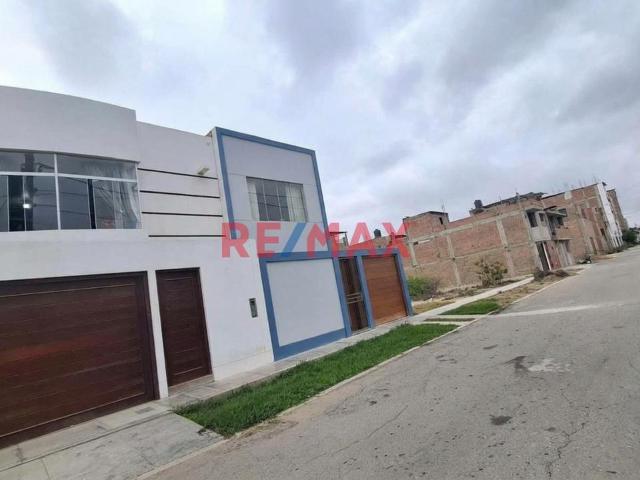 Casa Moderna De 2 Pisos En Venta Etapa I Urb. Los Sauces