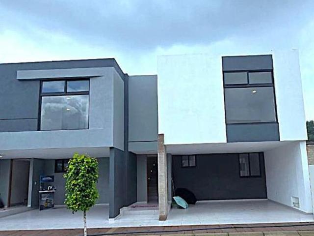 Venta Casa Moderna de 4 Habitaciones en Cuautlancingo